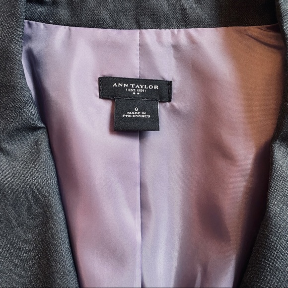 Anne Taylor Blazer Gray with mauve lining - Picture 5 of 6